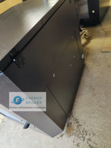 Energo E18000EAX-3 (SENCI) в кожухе с АВР