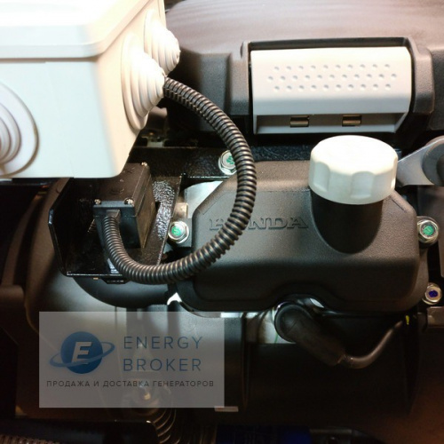 Sawafuji Elemax SHT 11500-R в кожухе с АВР